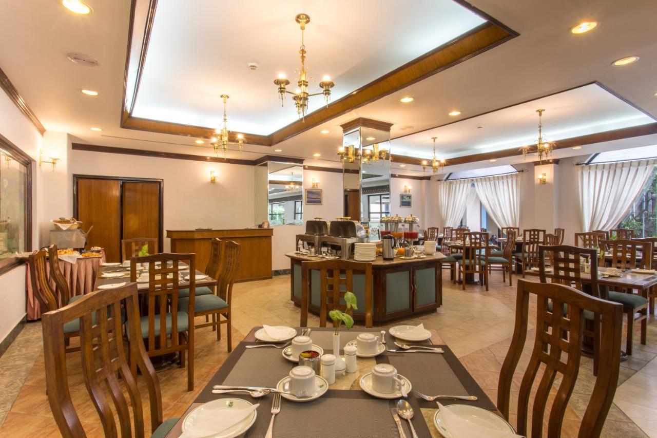 Hotel Le Himalaya Катманду Екстериор снимка