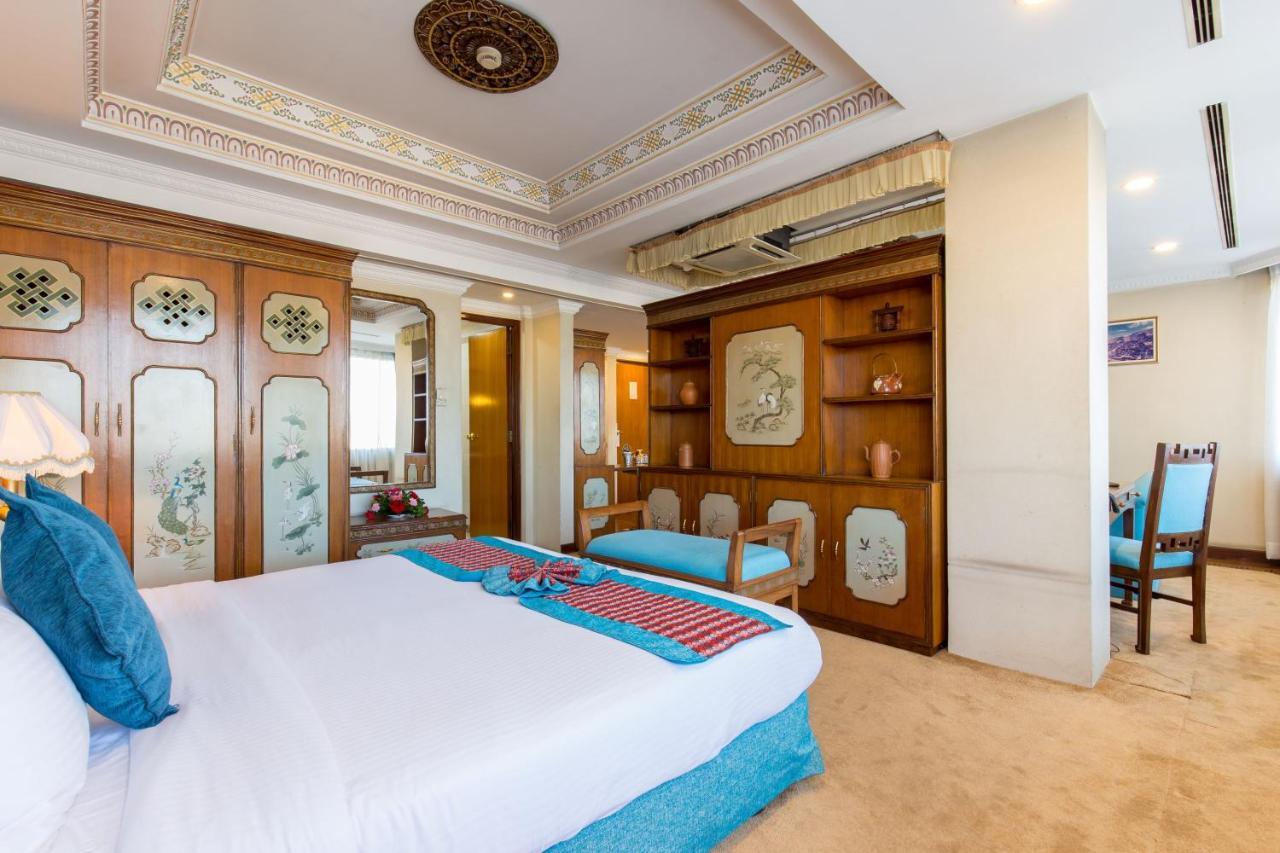 Hotel Le Himalaya Катманду Екстериор снимка