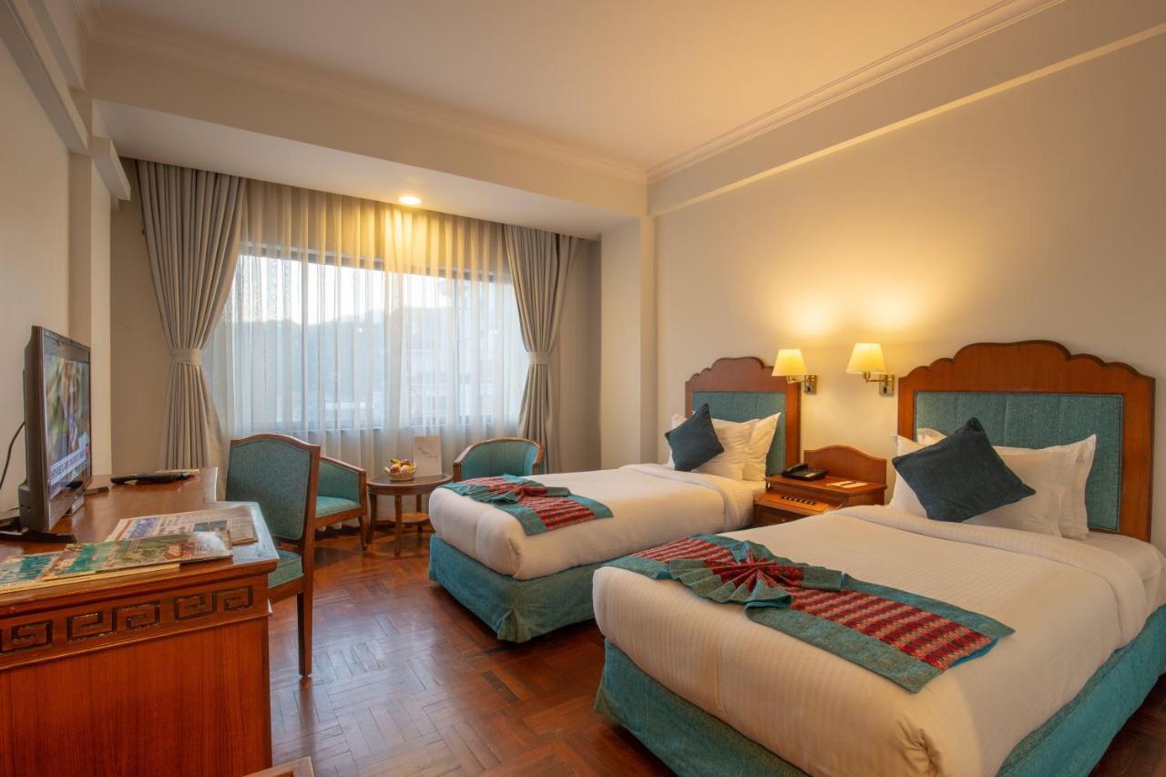 Hotel Le Himalaya Катманду Екстериор снимка