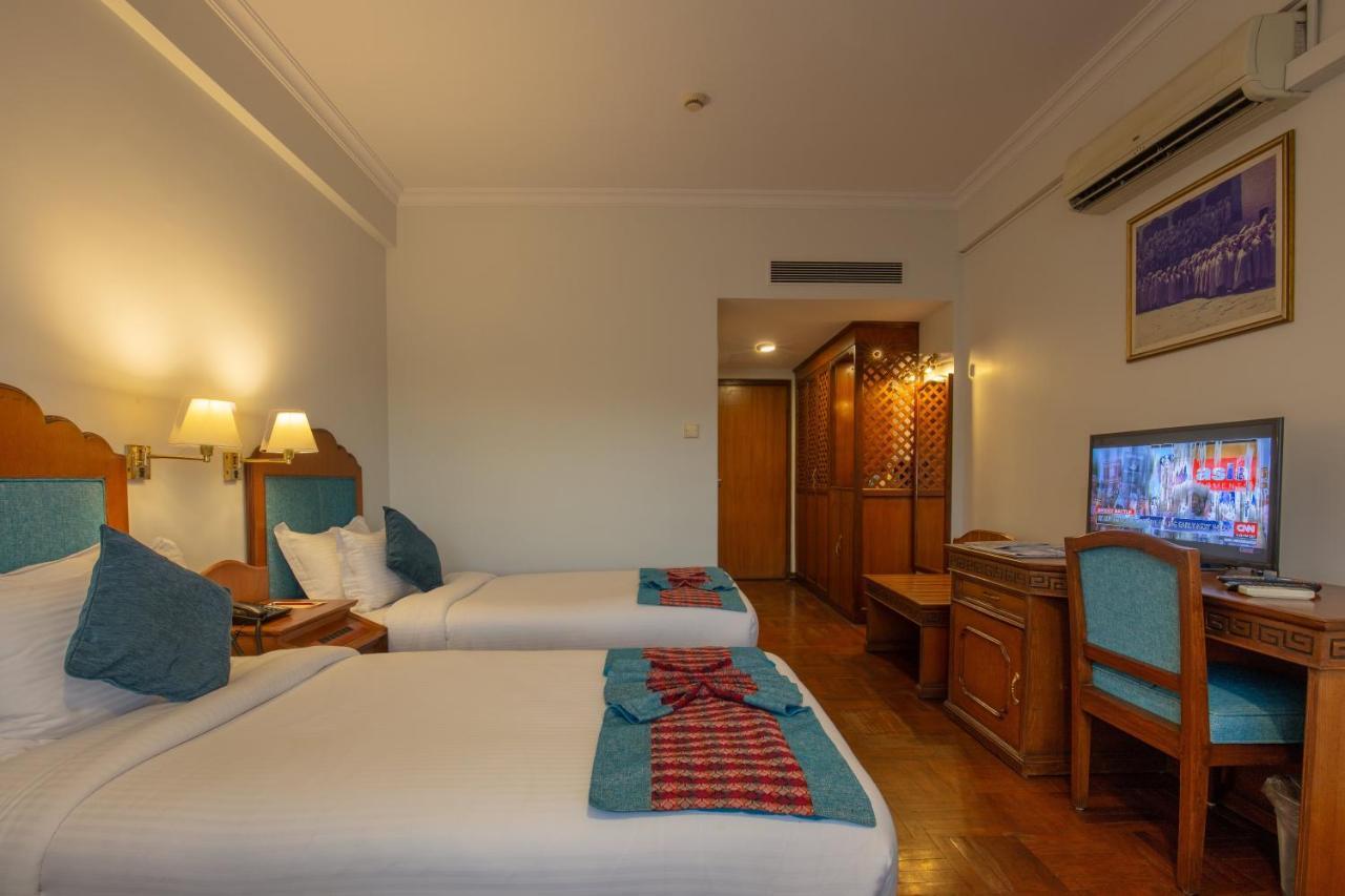 Hotel Le Himalaya Катманду Екстериор снимка