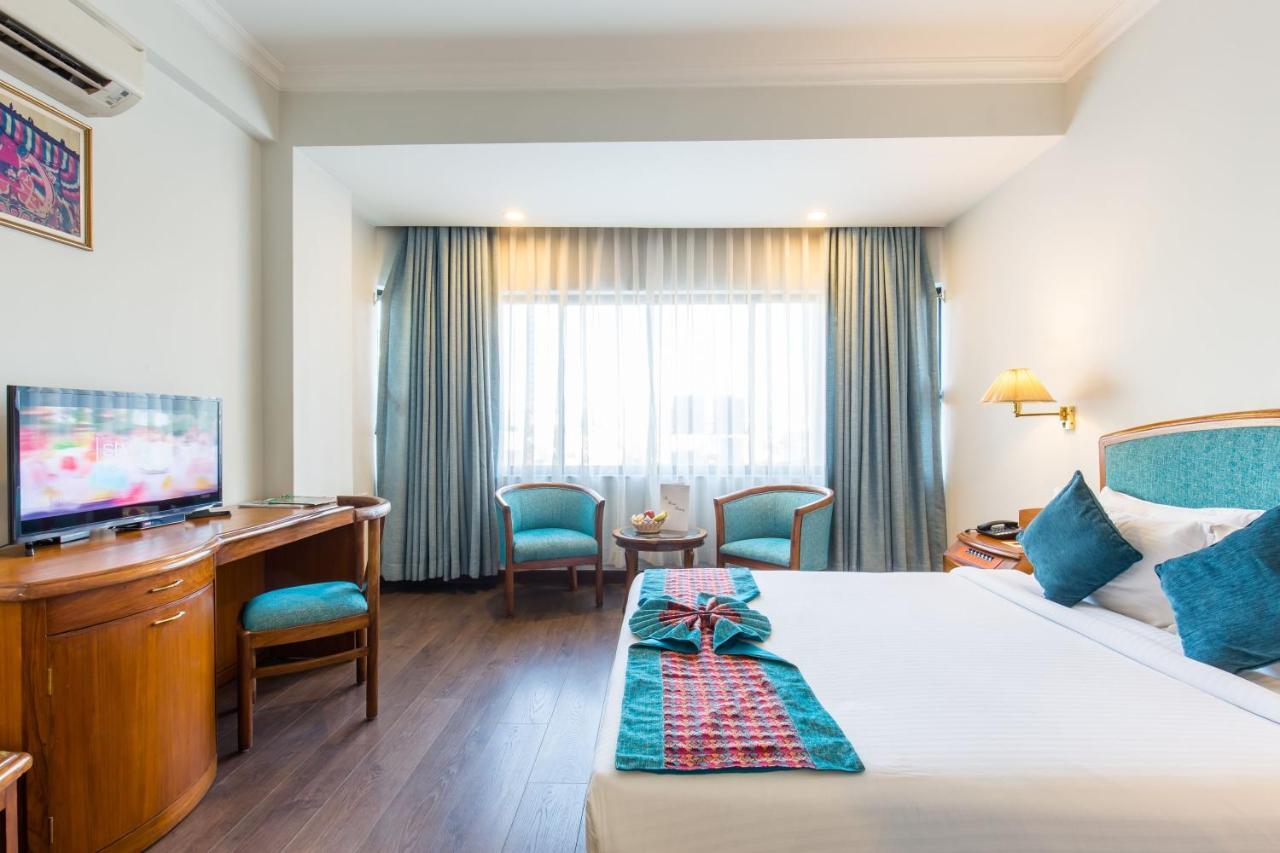 Hotel Le Himalaya Катманду Екстериор снимка